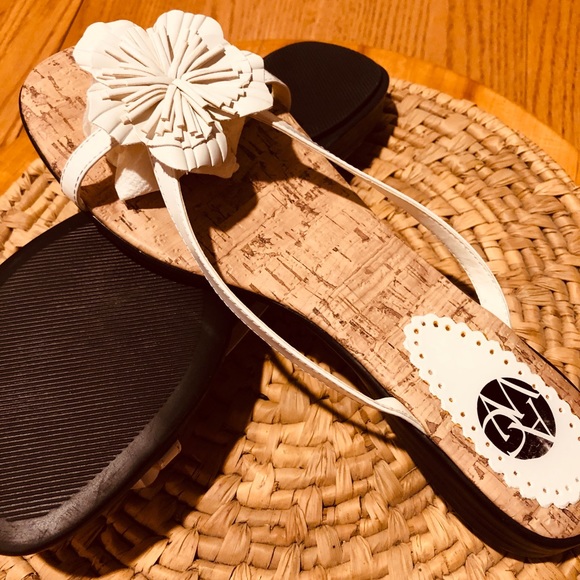 White Patton Sandals, perfect for Summertime!!! - Picture 2 of 5
